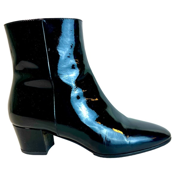 GIANVITO ROSSI ANKLE BOOTS IN BLACK PATENT LEATHER